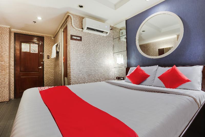 Oyo 191 Paradise Apartelle Hotel มะนิลา ภายนอก รูปภาพ