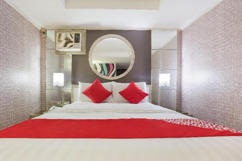 Oyo 191 Paradise Apartelle Hotel มะนิลา ภายนอก รูปภาพ