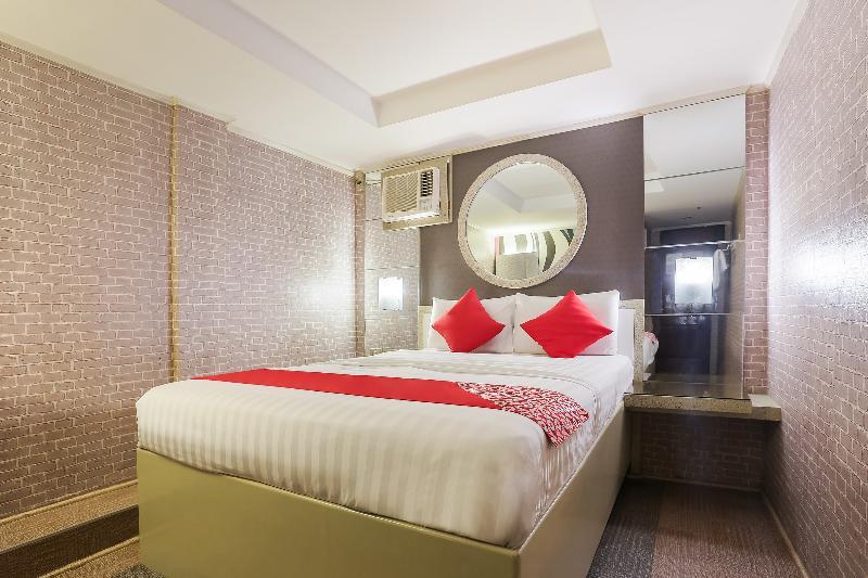 Oyo 191 Paradise Apartelle Hotel มะนิลา ภายนอก รูปภาพ